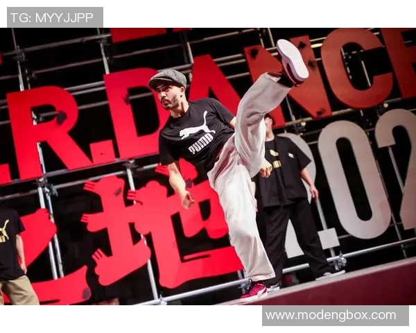 街舞人生的舞台与梦想杨伟分享他的成长与坚持 街舞人生的舞台与梦想杨伟分享他的成长与坚持